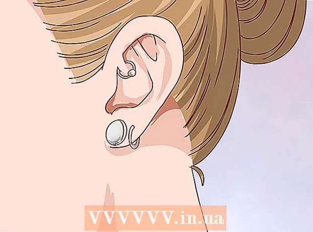 Ascunderea unui piercing la ureche
