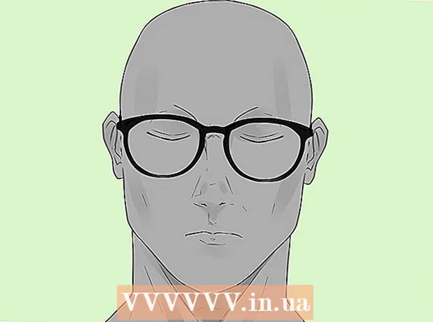 眼鏡の顔を測定する