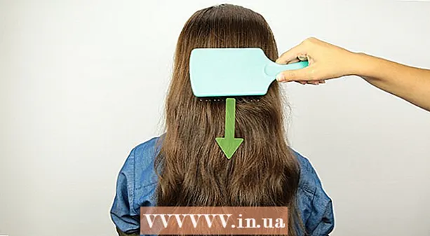 Ενημέρωση των μαλλιών σας με ένα κλιπ μαλλιών