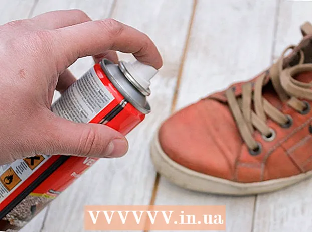 Oprava škrabancov na koženkových topánkach