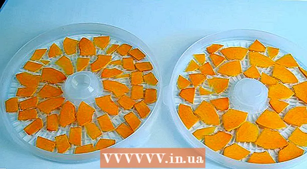 Napravite narančaste boje za hranu