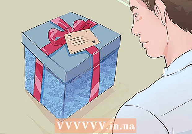 Erkek arkadaşına doğum günü için ne alacağını bilmek