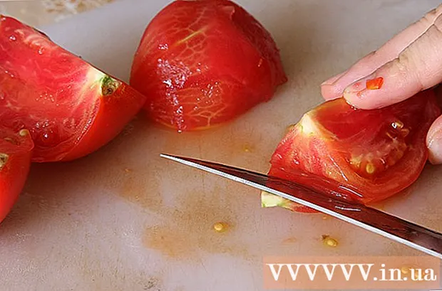 Hoe een tomaat te schillen