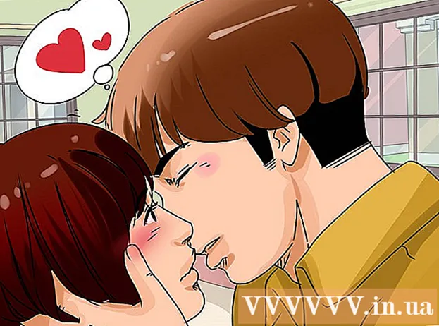Hvordan kysse en jentes nakke