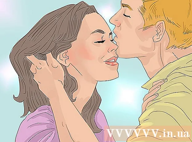 愛する人にキス​​する方法