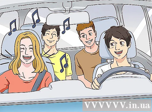 लंबी कार यात्राओं (किशोरों) का सामना कैसे करें