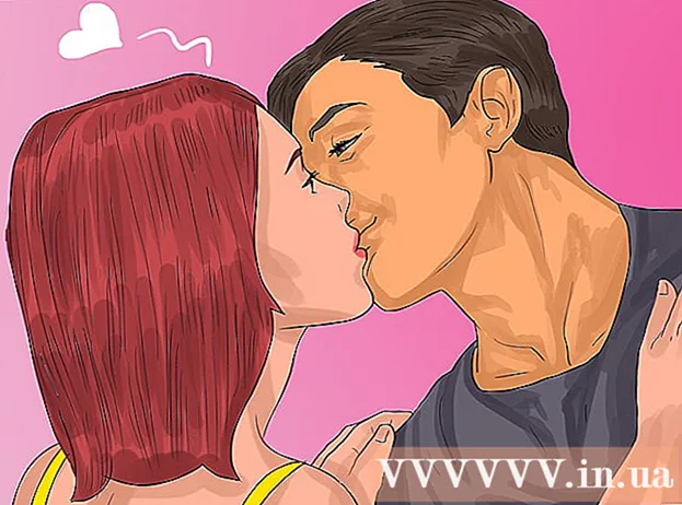 Kā izprovocēt viņa skūpstu