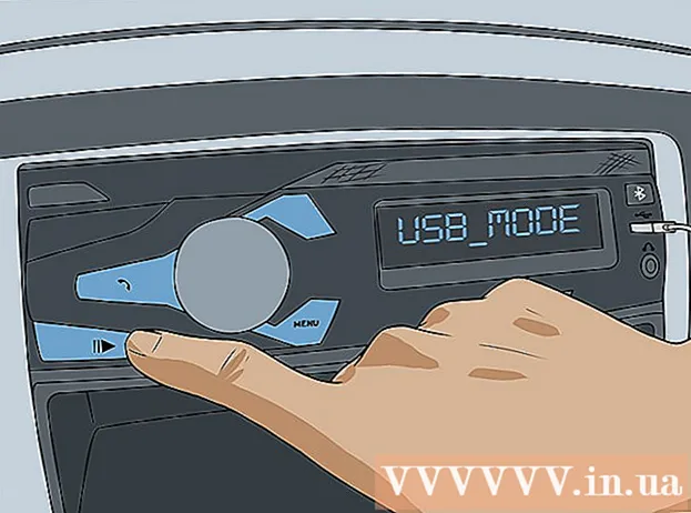 Como conectar o iPhone aos aparelhos de som do carro