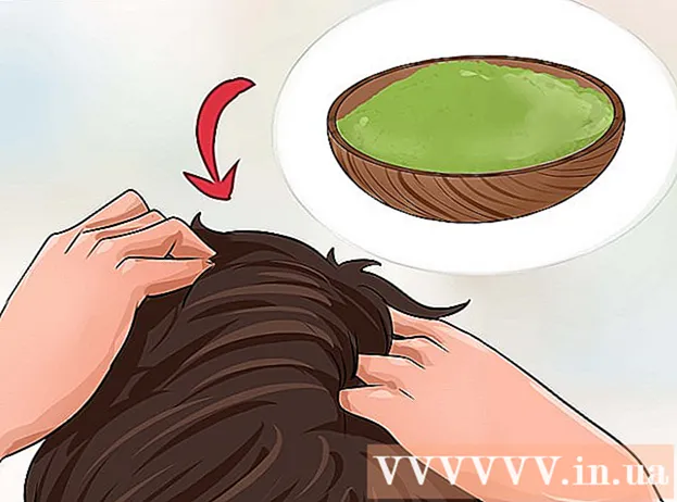 כיצד להבהיר שיער באופן טבעי
