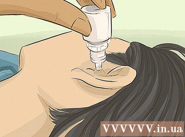 Hoe u vocht uit de oren kunt verwijderen