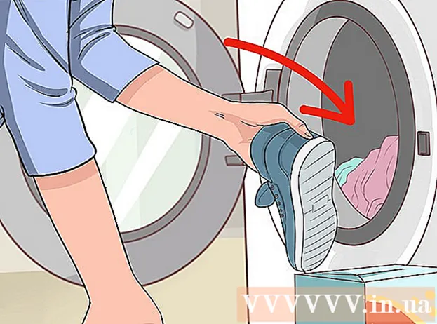 靴から臭いを取り除く方法