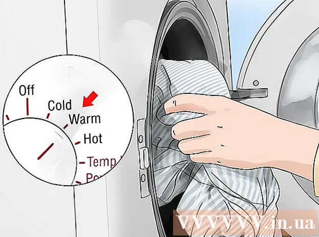Hur man tar bort saft från kläder