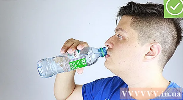 How to open a water bottle cap