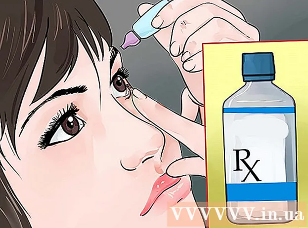 How to prevent eye infection with contact lens users