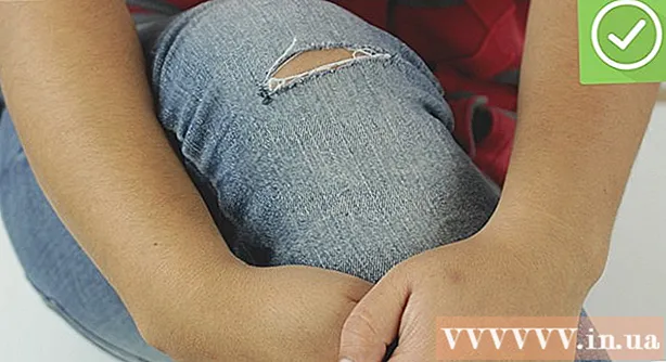 How to Homemade Torn Jeans