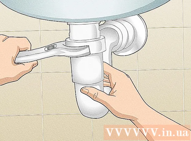 Comment vider le lavabo de la salle de bain en vidant lentement