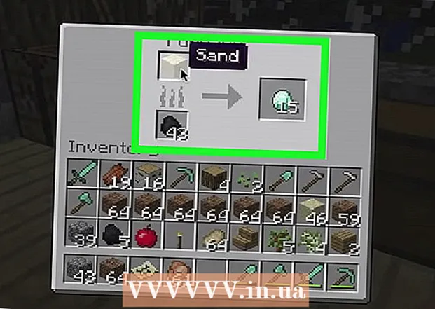 How to make glass in Minecraft