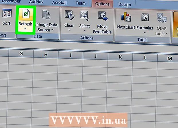 Kuidas andmeid MS Exceli pöördetabelisse lisada?