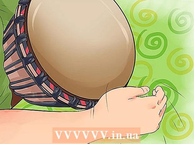 How to play the djembe