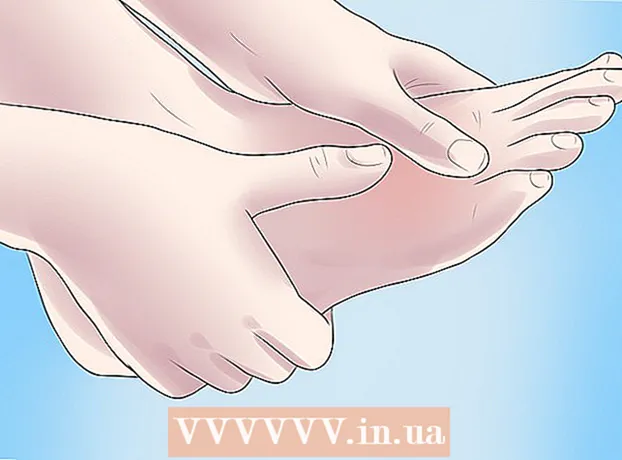 Hvordan behandle et stressbrudd i foten