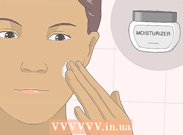 Hvordan påføre selvbruner lotion