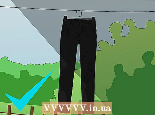 Siyah kot pantolonun rengi nasıl tersine çevrilir?