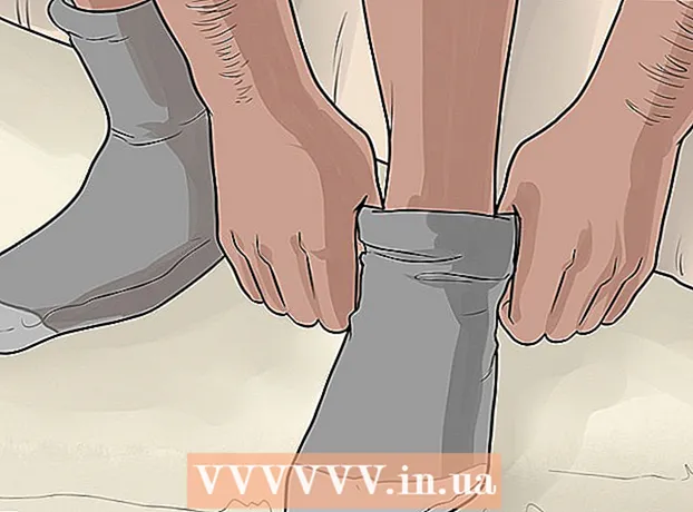 איך מנקים נעלי ספורט עם ריח רע