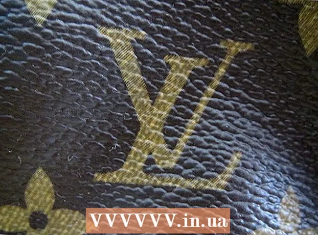 Cómo detectar un bolso Louis Vuitton falso