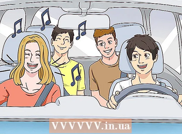 Wie man einen Teenager auf eine lange Autofahrt bringt