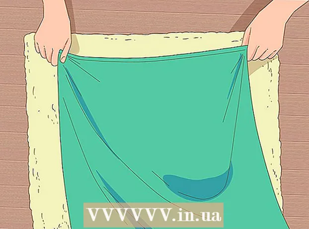 How to wash a blanket