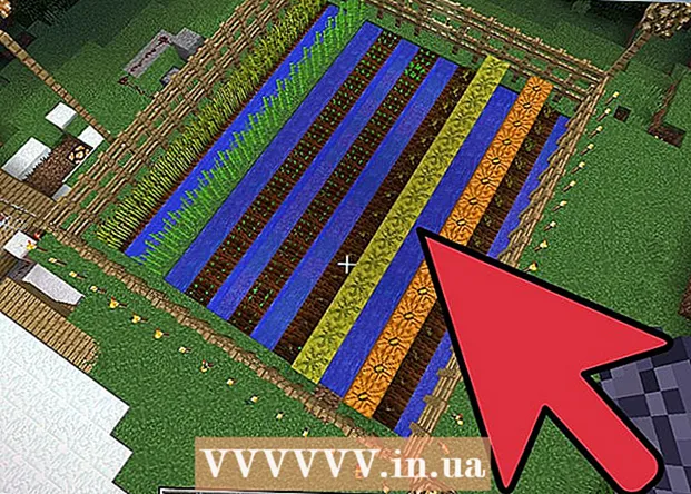 How to build a basic farm in Minecraft