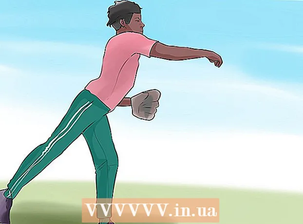 Si të merrni një top në mënyrë të saktë në bejsboll