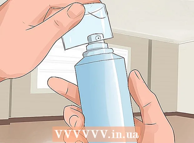 Jak spryskać siebie dezodorantem