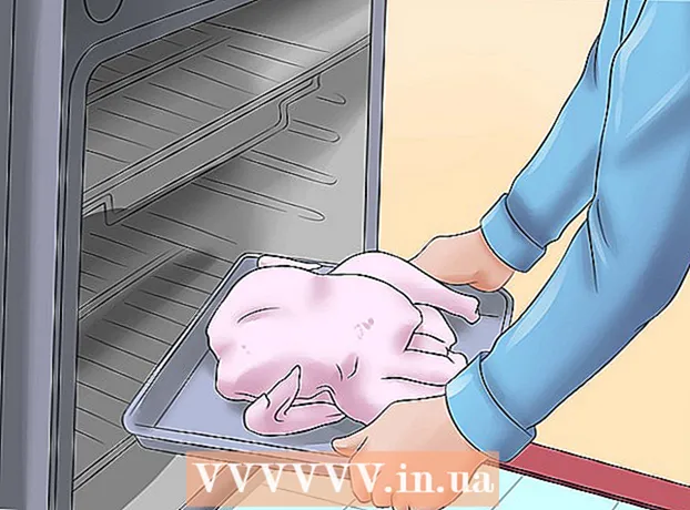 Cómo cortar una carcasa de pollo