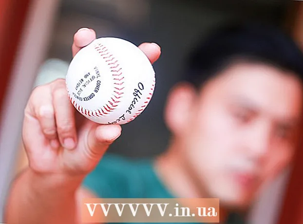 बेसबॉल फेंकने के लिए हाथ की ताकत कैसे विकसित करें