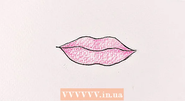 How to paint lips