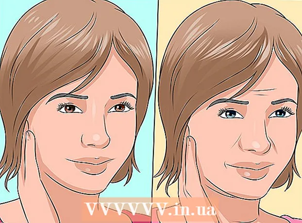 How to make your eyes blue