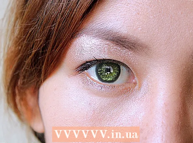 سبز آنکھوں کو زیادہ اظہار خیال کرنے کا طریقہ