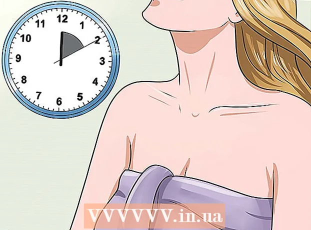 Як приховати або замаскувати розтяжки на грудях