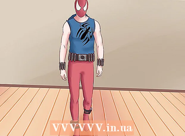 Paano gumawa ng costume na Spider-Man