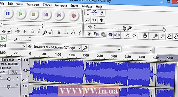 Come mixare canzoni su un computer usando Audacity