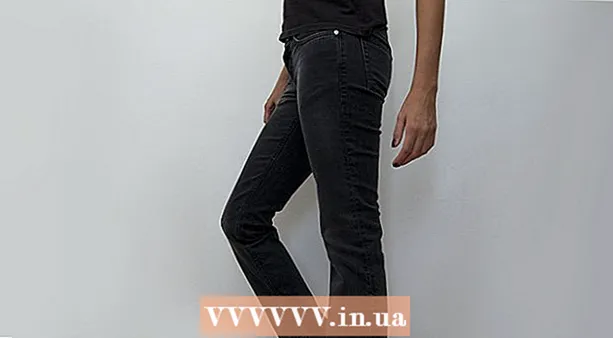 Conas jeans dubh a choinneáil ó fading