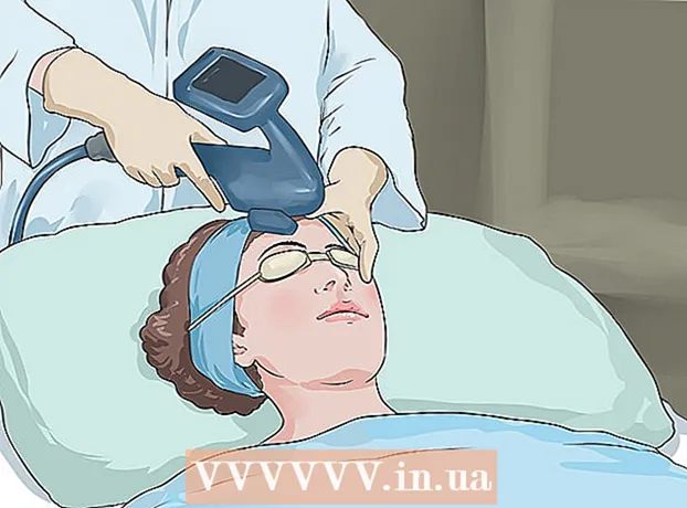 Como remover pêlos faciais encravados