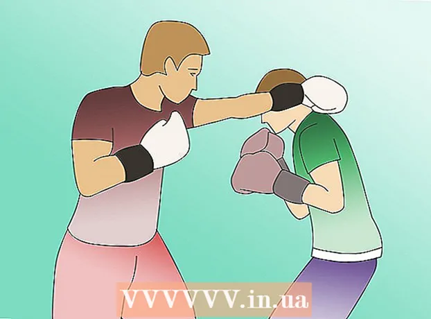 Kuinka välttää suoria lyöntejä nyrkkeilyssä