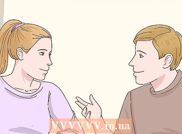 How to know if a girl likes you