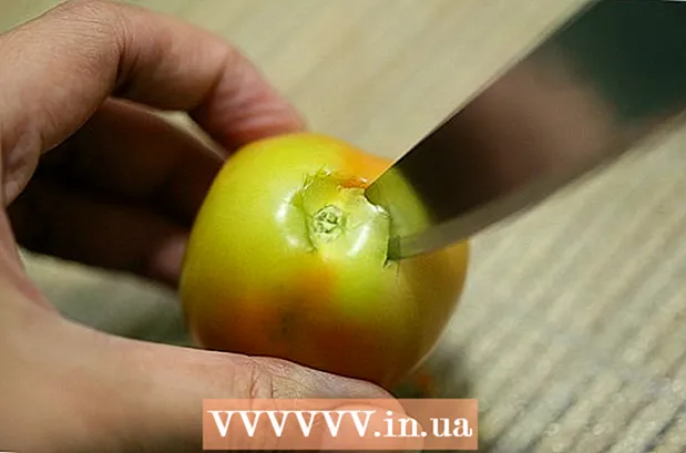 トマトの芯をとる方法