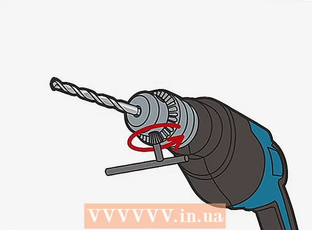 How to remove a drill from a drill