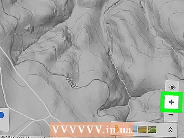 Paano malaman ang altitude gamit ang Google Maps sa isang computer