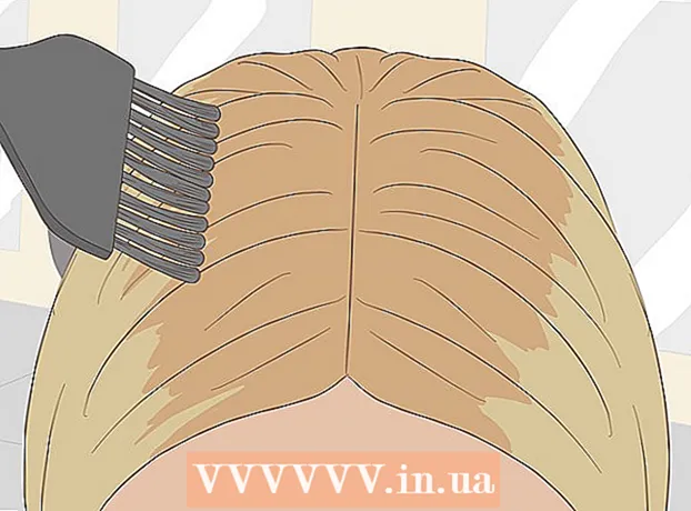 Hogyan javítsuk meg a szőkített hajat