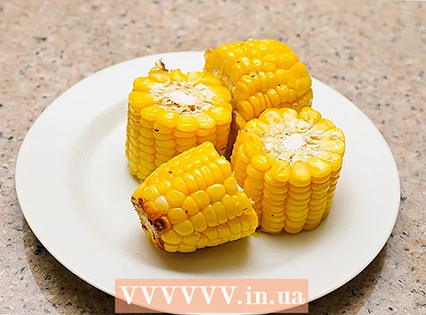 How to bake whole corn cobs in the oven